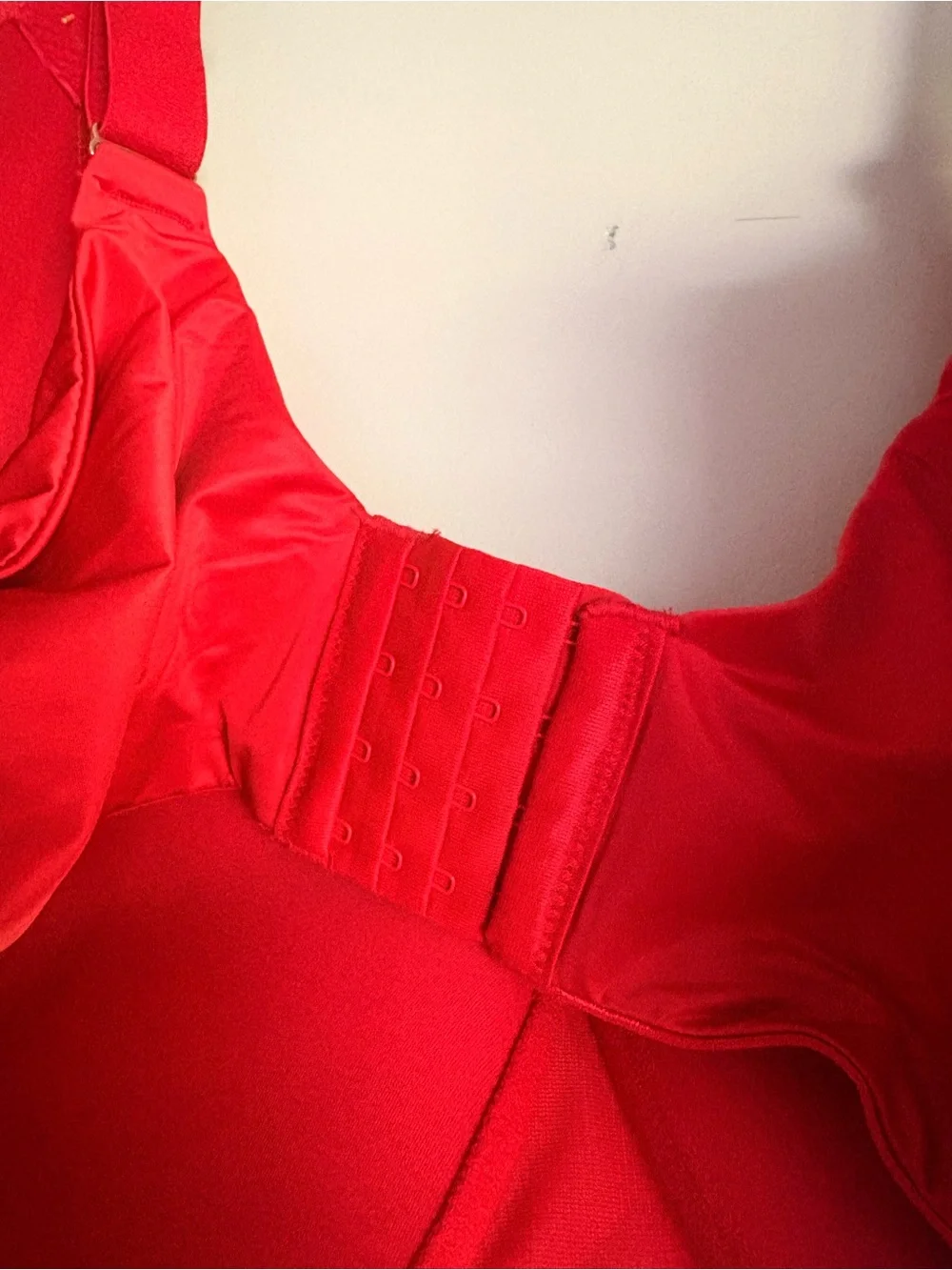 Joyspun NWT Floral Lace T-Shirt Bra in Red